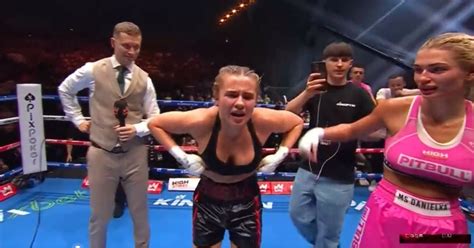 hemsley flashes crowd|Boxer Daniella Hemsley Flashes After Defeating Aleksandra。